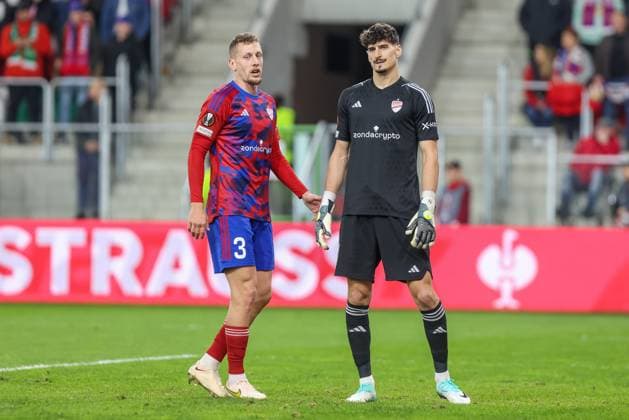 SOSNOWIEC 26.10.2023 MECZ LIGA EUROPY GRUPA D RAKOW CZESTOCHOWA - SPORTING LIZBONA SPORTING CP EUROPA LEAGUE GROUP D SEASON 2023 24 RAKOW CZESTOCHOWA - SPORTING LIZBONA MILAN RUNDIC VLADAN KOVACEVIC FOT. MICHAL CHWIEDUK FOKUSMEDIA.COM.PL NEWSPIX.PL --- Newspix.pl POLAND OUT!  231026CHW033