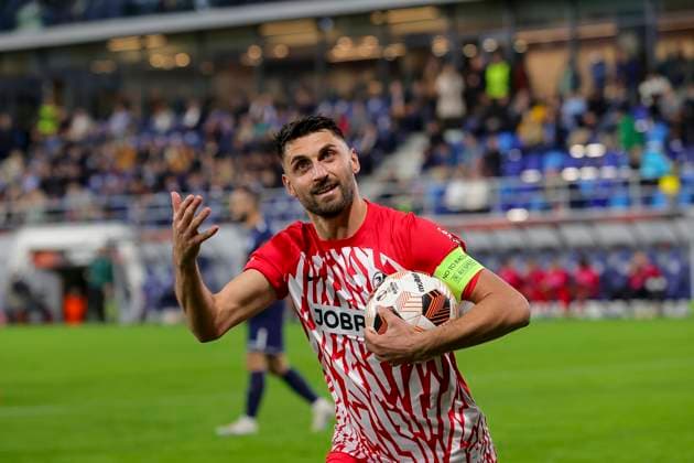 Serbia, Backa Topola, 26 10 2023, , TSC Backa Topola SC Freiburg UEFA Europa League 2023 2024 Group A, Vincenzo Grifo SC Freiburg celebrates after scoring his team s first goal Backa Topola  eu-images-084