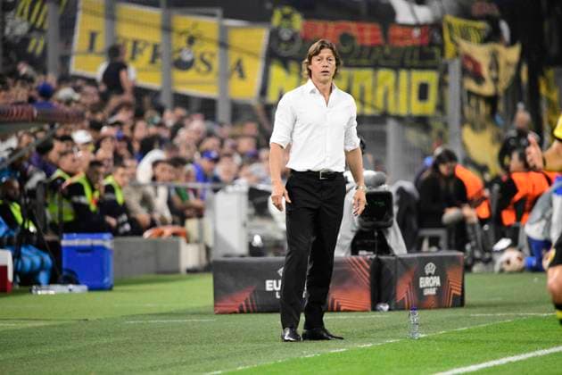 MARSEILLE, FRANCE : Matias ALMEYDA, entraineur (AEK) Olympique de Marseille vs. AEK Athens FC lors de la phase de groupes de l™UEFA Europa League au stade Orange Velodrome, le 26 octobre 2023. MARSEILLE, FRANCE : OM vs. AEK Athens FC during the group phase of the UEFA Europa League in the Orange Velodrome Stadium on October 26th, 2023. FOOTBALL : Olympique de Marseille vs. AEK Athens FC - Europa League ValentinaClaret Panoramic 