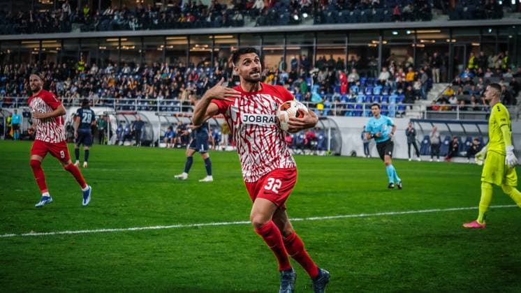 Goal by Vincenzo Grifo 32 SC Freiburg 26 10 2023 Backa Topola, Serbia FK TSC Backa Topola vs SC Freiburg UEFA EUROPA LEAGUE 2023 2024 TSC Arena Backa Topolya, Soccer, Men