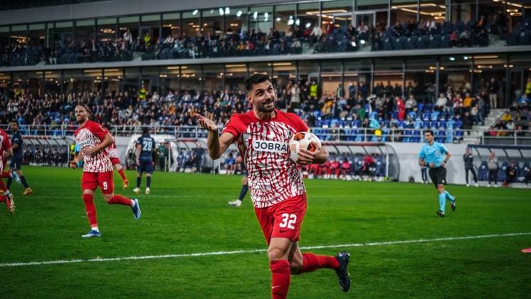 Goal by Vincenzo Grifo 32 SC Freiburg 26 10 2023 Backa Topola, Serbia FK TSC Backa Topola vs SC Freiburg UEFA EUROPA LEAGUE 2023 2024 TSC Arena Backa Topolya, Soccer, Men