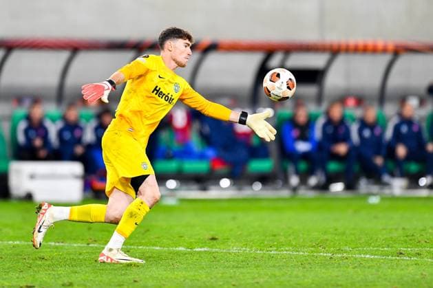 SOSNOWIEC, POLAND - OCTOBER 26: Franco Israel (12) of Sporting CP during UEFA Europa League Matchday 3 group stage match between Rakow Czestochowa and Sporting CP at Zaglebiowski Park Sportowy on October 26, 2023 in Sosnowiec, Rakow Czestochowa v Sporting CP Copyright: xMateuszxSobczakx