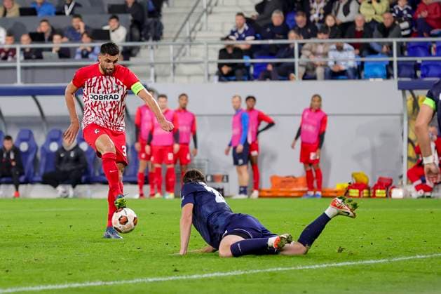 Serbia, Backa Topola, 26 10 2023, , TSC Backa Topola SC Freiburg UEFA Europa League 2023 2024 Group A, Vincenzo Grifo SC Freiburg scores his team s third goal Backa Topola  eu-images-084