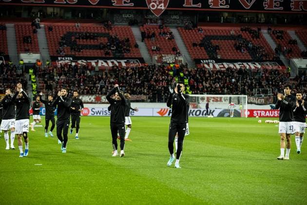 UEFA Europa League, Bayer 04 Leverkusen Qarabag Agdam 26 10 2023 Qarabag Agdam players greet fans with applause UEFA Europa League, Bayer 04 Leverkusen Qarabag Agdam, BayArena Leverkusen on 26 10 2023 Copyright: xBEAUTIFULxSPORTS Wunderlx