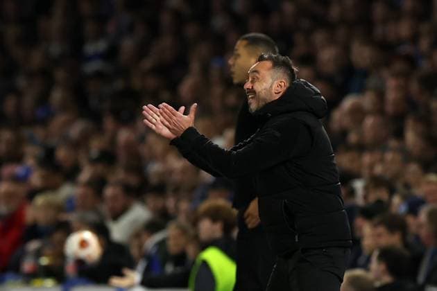 Brighton, England, 26th October 2023: Head Coach of Brighton Roberto De Zerbi during the UEFA Europa League football match between Brighton and Ajax at Brighton and Hove Albion Stadium in Brighton, England. (James Whitehead SPP) Copyright: xJamesxWhiteheadx xSPPx spp-en-JaWhSp-SPP_Brighton_v_Ajax_261023_009