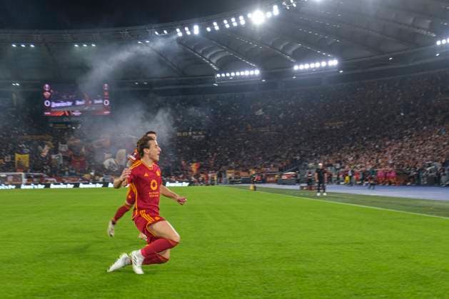 UEFA Europa League Group G AS Roma vs Sportovni Klub Slavia Praha Roma™s Italian midfielder Edoardo Bove celebrates after scoring a goal during UEFA Europa League Group G match between AS Roma and Sportovni Klub Slavia Praha at Olimpico stadium on October 26, 2023 in Rome, Italy. DSCF7469 Copyright: xAntonioxBalascox