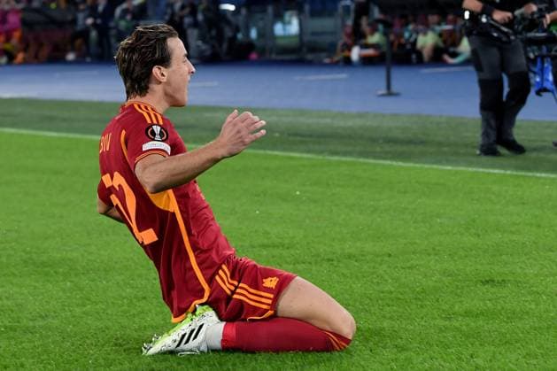 As Roma 26 10 2023 - Europa League Roma-Slavia Praga foto Antonello Sammarco Image nella foto: esultanza gol Edoardo Bove 
