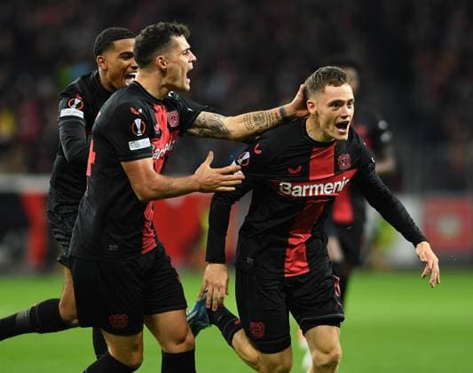 26 10 2023, Leverkusen, Germany, BayARENA, Bayer Leverkusen vs Qarabag Agdam UEFA Europa League 2023 2024 Group H, Florian Wirtz Bayer 04 Leverkusen goal celebration, cheers with his team after scoring 1 0 Photo Ralf Treese Leverkusen BayARENA North Rhine Westphalia Germany. 521_LEVQAR20231026_004 Treese-521