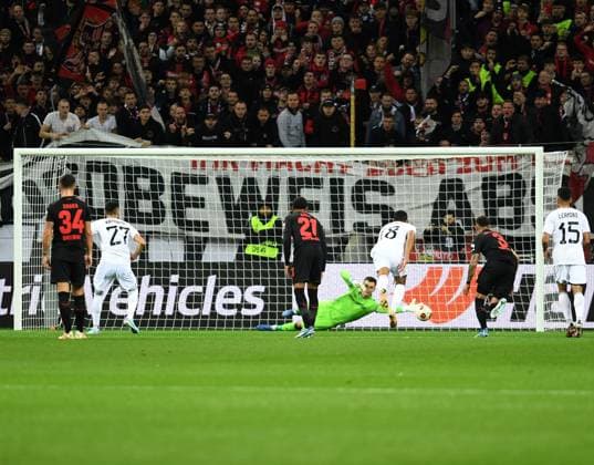 26 10 2023, Leverkusen, Germany, BayARENA, Bayer Leverkusen vs Qarabag Agdam UEFA Europa League 2023 2024 Group H, Tural Bayramov Qarabag Agdam Goal to 1 1 Photo Ralf Treese Leverkusen BayARENA North Rhine Westphalia Germany 521_LEVQAR20231026_008 Treese-521
