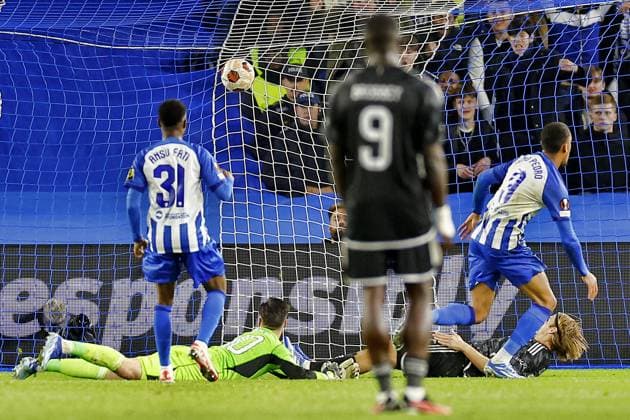 BRIGHTON, 26-10-2023, American Express stadium. UEFA Europa League Football, season 2023-2024. Match between Brighton and Ajax. Ajax goal keeper Diant Ramaj is beaten as Brighton player Joao Pedro (9) scores the 1-0 Brighton - Ajax  x22909170x Copyright: