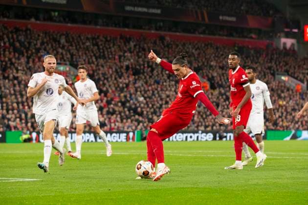 Liverpool gegen Toulouse 26. Oktober 2023, Liverpool UEFA Europa League Fußball Gruppe E Liverpool gegen Toulouse Darwin Nunez von Liverpool erzielt das dritte Tor Foto von Daniel Chesterton Liverpool UK  Copyright: xDanielxChestertonxOffside