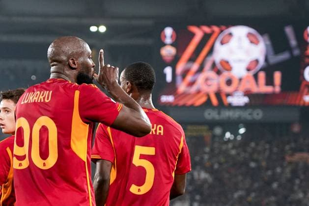 AS Roma v Slavia Praha - UEFA Europa League Romelu Lukaku of AS Roma celebrates after scoring second goal during the UEFA Europa League Group G match between AS Roma and Slavia Praha at Stadio Olimpico on October 26, 2023 in Rome, Italy. Rome Stadio Olimpico Rome Italy Copyright: xGiuseppexMaffiax UEL_Roma-SlaviaPraha_GM_26102023_05542