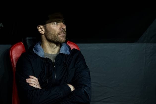 UEFA Europa League, Bayer 04 Leverkusen Qarabag Agdam 26 10 2023 Xabi Alonso coach Bayer 04 Leverkusen on the bench before the start of the match UEFA Europa League, Bayer 04 Leverkusen Qarabag Agdam, BayArena Leverkusen on 26 10 2023 Copyright: xBEAUTIFULxSPORTS Wunderlx