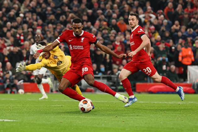 EDITORIAL USE ONLY No use with unauthorised audio, video, data, fixture lists, club league logos or live services. Online in-match use limited to 120 images, no video emulation. No use in betting, games or single club league player publications. Liverpool v Toulouse, UEFA Europa League, Group E, Football, Anfield, Liverpool, UK - 26 Oct 2023 EDITORIAL USE ONLY No use with unauthorised audio, video, data, fixture lists, club league logos or live services. Online in-match use limited to 120 images, no video emulation. No use in betting, games or single club league player publications. Copyright: xPaulxCurrie Shutterstockx 14164192aa