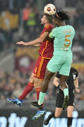 Foto Alfredo Falcone LaPresse 26 Ottobre 2023 - Roma, Italia - calcio - Roma vs Slavia Praga - Uefa Europa League 2023-2024 Girone G - Stadio Olimpico di Roma. Nella foto: Igoh Ogbu (SK Slavia Praha) Foto Alfredo Falcone LaPresse October 26, 2023 Rome, Italy - sport, soccer - Roma vs Slavia Praga - Uefa Europe League 2023-2024 Group G - Olimpic Stadium & xee;n Rome. In the pic: Igoh Ogbu (SK Slavia Praha)  Copyright: xAlfredoxFalcone LaPressex