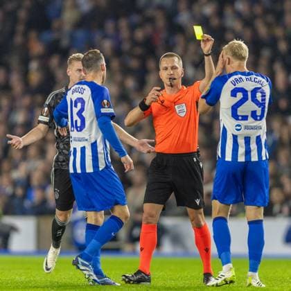Brighton and Hove Albion v Ajax Europa League 26 10 2023. Referee Bartosz Fraknowski (Poland) awarded a yellow card to Brighton & Hove Albion FC defender Jan Paul van Hecke (29) during the Europa League match between Brighton and Hove Albion and Ajax at the American Express Stadium, Brighton and Hove, England on 26 October 2023. Brighton and Hove American Express Stadium East Sussex England Editorial use only , Copyright: xJanexStokesx PSI-18285-0035