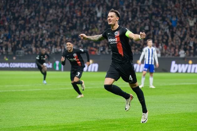 Germany, Frankfurt, 26 10 2023, Deutsche Bank Park, Eintracht Frankfurt vs HJK Helsinki UEFA Europa Conference League 2023 2024 Group G, Robin Koch Eintracht Frankfurt celebrates after scoring his team s second goal Frankfurt Deutsche Bank Park Hesse Germany  eu-images-542