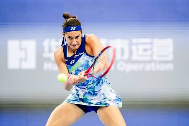 ZHUHAI, CHINA - OCTOBER 27: Caroline Garcia of France returns a shot in the Women s Singles match against Beatriz Haddad Maia of Brazil on day seven of WTA, Tennis Damen Elite Trophy Zhuhai 2023 in October 27, 2023 in Zhuhai, Guagdong Province of China.  Copyright: xVCGx 111461455758