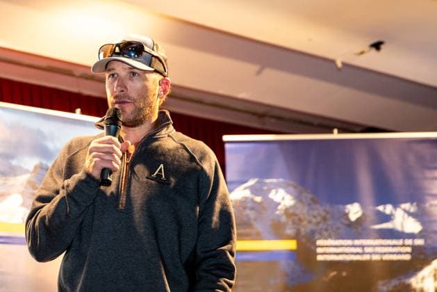 ALPINE SKIING - FIS WC Soelden SOELDEN,AUSTRIA,27.OCT.23 - ALPINE SKIING - FIS World Cup season opening, Rettenbachferner, preview, side event, FIS Alpine Forum. Image shows Mikaela Shiffrin (USA) and Bode Miller (USA).  GEPAxpictures xMaticxKlansek