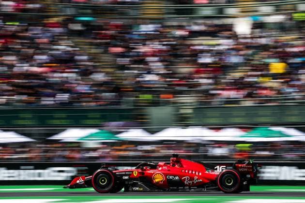 16 LECLERC Charles (mco), Scuderia Ferrari SF-23, action during the 2023 Formula 1 Grand Premio de la Ciudad de Mexico, 19th round of the 2023 Formula One World Championship, WM, Weltmeisterschaft from October 27 to 29, 2023 on the Autodromo Hermanos Rodriguez, in Mexico City, Mexico - F1 - MEXICO CITY GRAND PRIX 2023 DPPI Panoramic  00123042_G0OD2386