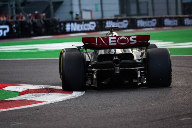 63 RUSSELL George (gbr), Mercedes AMG F1 Team W14, action during the 2023 Formula 1 Grand Premio de la Ciudad de Mexico, 19th round of the 2023 Formula One World Championship, WM, Weltmeisterschaft from October 27 to 29, 2023 on the Autodromo Hermanos Rodriguez, in Mexico City, Mexico - F1 - MEXICO CITY GRAND PRIX 2023 DPPI Panoramic  00123042_G0OD3687