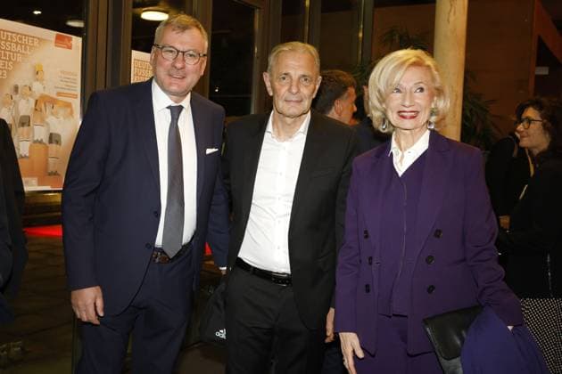 Jörg Jakob Kicker Editor-in-Chief , Kark Heinz Körbel and The Julia Lehner 2 Mayor City of Nuremberg German Football Culture Award 2023 Nuremberg Copyright: xZichyx Eibner-Pressefotox EP_rzy