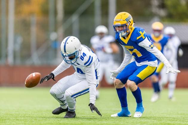 231028 Luca Aldrighetti of Italy and Noah Allsten of Sweden during the IFAF European Championship Bronze Medal Game between Sweden and Italy on October 28, 2023 in Gothenburg Photo Michael Erichsen BILDBYRAN COP 89 MI0562 american football sweden italy ifaf european championship bronze medal game bbeng sweden sverige italy italia italien  Copyright: MICHAELxERICHSEN BB231028MI008