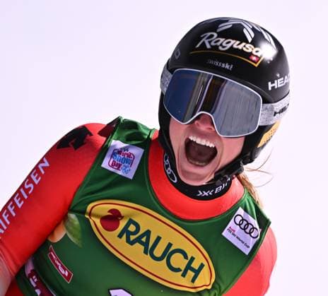 Sport Themen der Woche KW43 Sport Bilder des Tages ALPINE SKIING - FIS WC Soelden SOELDEN,AUSTRIA,28.OCT.23 - ALPINE SKIING - FIS World Cup season opening, Rettenbachferner, giant slalom, ladies. Image shows the rejoicing of Lara Gut-Behrami (SUI).  GEPAxpictures xAmirxBeganovic