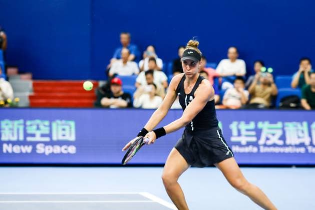 ZHUHAI, CHINA - OCTOBER 28: Beatriz Haddad Maia of Brazil returns a shot in the Women s Singles semi-final match against Daria Kasatkina of Russia on day five of WTA, Tennis Damen Elite Trophy Zhuhai 2023 at Hengqin International Tennis Center on October 28, 2023 in Zhuhai, Guagdong Province of China.  Copyright: xVCGx 111461604680