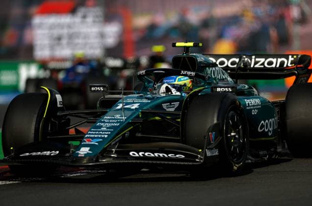 14 ALONSO Fernando (spa), Aston Martin F1 Team AMR23, action during the 2023 Formula 1 Grand Premio de la Ciudad de Mexico, 19th round of the 2023 Formula One World Championship, WM, Weltmeisterschaft from October 27 to 29, 2023 on the Autodromo Hermanos Rodriguez, in Mexico City, Mexico - F1 - MEXICO CITY GRAND PRIX 2023 DPPI Panoramic  00123042_F12023GP20MEX_JK219159