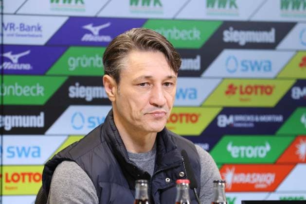 Sport Themen der Woche KW43 Sport Bilder des Tages Augsburg, Deutschland 28. Oktober 2023: 1. BL - 2023 2024 - FC Augsburg vs. VfL Wolfsburg Im Bild: Niko Kovac (VFL Wolfsburg) DFL regulations prohibit any use of photographs as image sequences and or quasi-video. WWK Arena Bayern *** Augsburg, Germany 28 October 2023 1 BL 2023 2024 FC Augsburg vs VfL Wolfsburg Im Bild Niko Kovac VFL Wolfsburg DFL regulations prohibit any use of photographs as image sequences and or quasi video WWK Arena Bayern Copyright: xFotostandx xStiebertx