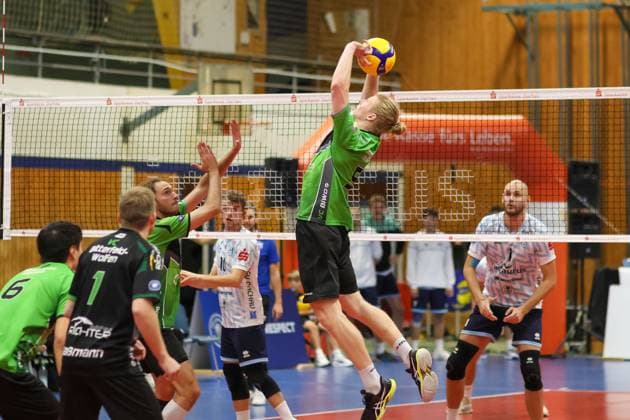 Matus Jolovecky VC Bitterfeld Wolfen, 05 at the net, ASV Dachau vs VC Bitterfeld Wolfen, Volleyball, Volleyball 1 Bundesliga, 1 Matchday, Season 23 24, 28 10 2023, ASV Dachau vs VC Bitterfeld Wolfen, Volleyball, Volleyball 1 Bundesliga, 1 Matchday, Season 23 24, 28 10 2023 Dachau Copyright: xEibner-Pressefoto JennixMaulx EP_JML