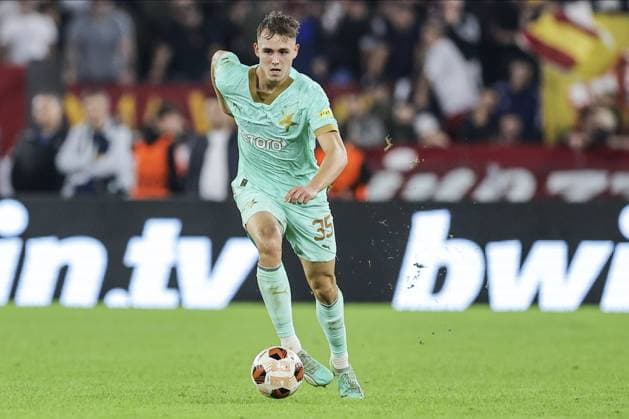 Slavia Prague s Czech midfielder Matej Jurasek controls the ball during UEFA Europa League Group G football match between AS Roma and Sportovni Klub Slavia Praha at Olimpico stadium on October 26, 2023 in Rome, Italy.  Copyright: xAntonioxBalasco IPAxSportx xipa-x xx IPA_41252689 IPA_IPA41252689