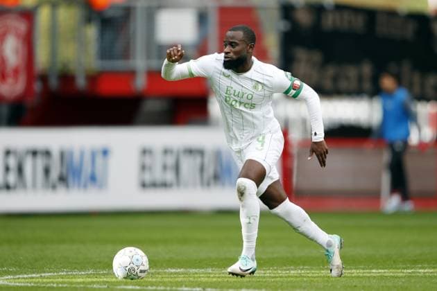 ENSCHEDE - Lutsharel Geertruida of Feyenoord during the Dutch Eredivisie match between FC Twente and Feyenoord at Stadion De Grolsch Veste on October 29, 2023 in Enschede, Netherlands. ANP BART STOUTJESDIJK Dutch Eredivisie 2023 2024 xVIxANPxSportx xxANPxIVx 482450062 originalFilename: 482450062.jpg