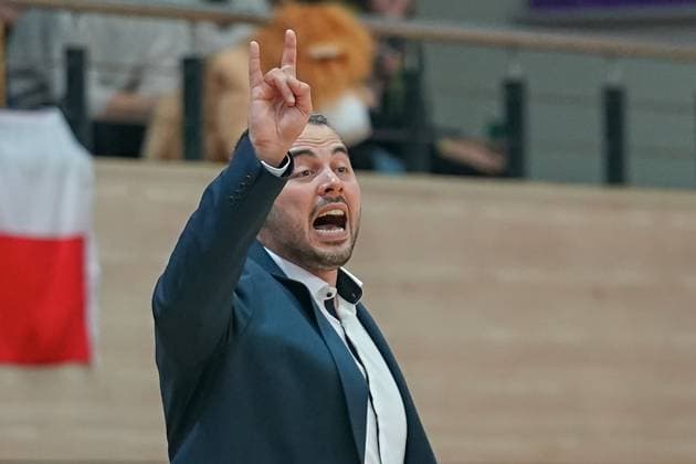 Timur Topal Lions, Head Coach , Gisa Lions MBC Saarlouis Royals, Womens Basketball Bundesliga, DBBL, 5 Matchday, Season 2023 2024, 29 10 2023, Halle SWH Arena Sachsen Anhalt Germany