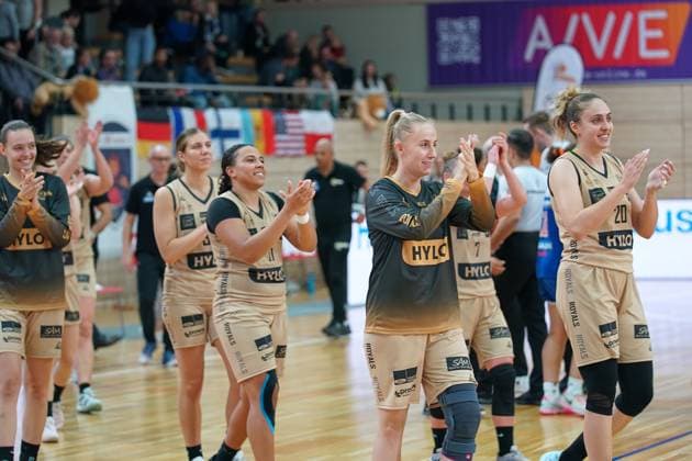 Saarlouis jubilation after 70 78 away win, Gisa Lions MBC Saarlouis Royals, womens basketball Bundesliga, DBBL, 5 match day, season 2023 2024, 29 10 2023, Halle SWH Arena Sachsen Anhalt Germany