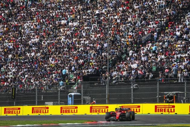 16 LECLERC Charles (mco), Scuderia Ferrari SF-23, action during the 2023 Formula 1 Grand Premio de la Ciudad de Mexico, 19th round of the 2023 Formula One World Championship, WM, Weltmeisterschaft from October 27 to 29, 2023 on the Autodromo Hermanos Rodriguez, in Mexico City, Mexico - F1 - MEXICO CITY GRAND PRIX 2023 - RACE DPPI Panoramic  G0OD6694