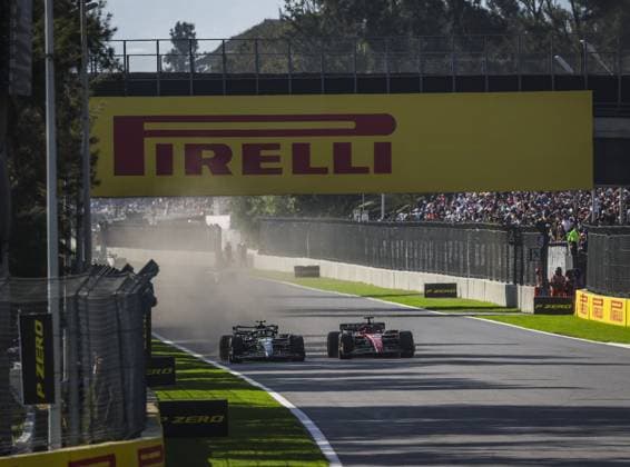 44 HAMILTON Lewis (gbr), Mercedes AMG F1 Team W14, action overtaking 16 LECLERC Charles (mco), Scuderia Ferrari SF-23 during the 2023 Formula 1 Grand Premio de la Ciudad de Mexico, 19th round of the 2023 Formula One World Championship, WM, Weltmeisterschaft from October 27 to 29, 2023 on the Autodromo Hermanos Rodriguez, in Mexico City, Mexico - F1 - MEXICO CITY GRAND PRIX 2023 - RACE DPPI Panoramic  G0OD7209