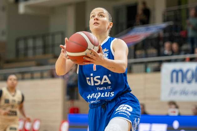 Halle, Germany 29 October 2023 1 BBL Women 2023 2024 Gisa Lions MBC vs Inexio Roals Saarlouis Laura Schinkel Halle SWH arena Sachsen Anhalt Copyright: xFotostandx xxBallaschx