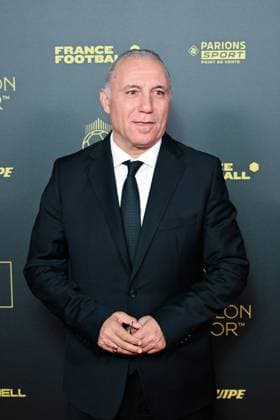 Hristo Stoichkov FOOTBALL : Ballon d Or 2023 - Paris - 30 10 2023 FedericoPestellini Panoramic 