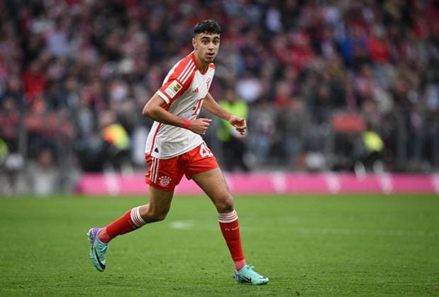Football 1 Bundesliga Season 2023 2024 9 Matchday FC Bayern Muenchen SV Darmstadt 98 28 10 2023 Aleksandar Pavlovic FC Bayern Muenchen