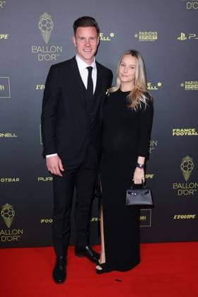Ballon d Or 2023 - Paris Marc-Andre Ter Stegen and Daniela Jehle arrives at the Ballon d Or 2023 Ceremony at the Chatelet theater, on October 30, 2023 in Paris, France. Photo by Jerome DominÃ ABACAPRESS.COM  Copyright: xDominexJerome ABACAx 873940_104 DominexJerome ABACAx 873940_104