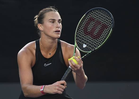 2023 WTA, Tennis Damen Finals - Day 3 CANCUN, MEXICO - OCTOBER 31: Aryna Sabalenka of Belarus during a match against Jessica Pegula of USA, on Day 3 of the GNP Seguros WTA Finals Cancun 2023 part of the Hologic WTA Tour, on October 31, 2023, in Cancun, Quintana Roo, Mexico. Cancun Mexico  Copyright: xArturxWidakx originalFilename:widak-2023wtaf231031_np0sK.jpg