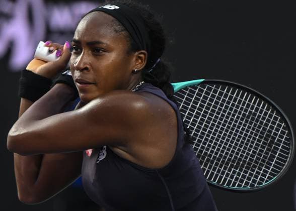 2023 WTA, Tennis Damen Finals - Day 4 CANCUN, MEXICO - NOVEMBER 1: Coco Gauff of the USA during her match against Poland s Iga Swiatek, on Day 4 of the GNP Seguros WTA Finals Cancun 2023 part of the Hologic WTA Tour, on November 1, 2023, in Cancun, Quintana Roo, Mexico. Cancun Mexico  Copyright: xArturxWidakx originalFilename:widak-2023wtaf231101_npQoU.jpg