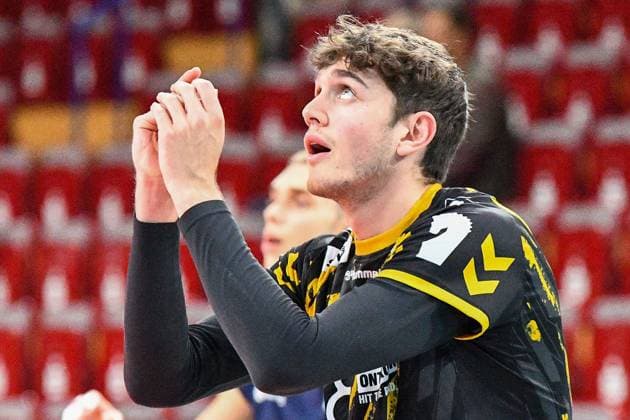 Robin Baghdady Powervolleys Düren, 8 while warming up,, 02 11 2023, Düren Germany , Volleyball, 1 Bundesliga, SWD Powervolleys Düren Helios Grizzlys Giesen xmhx
