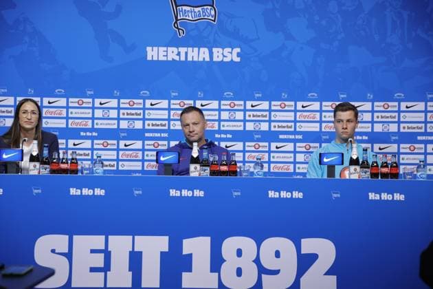 Germany, Berlin, Sportpark, GER, 2 FBL, Hertha BSC, Season 2023 24, Press conference before the away match against F C Hansa Rostock , Photo Vera Krings, press spokeswoman, Pál Dárdai,coach Hertha BSC, Tjark Ernst, goalkeeper