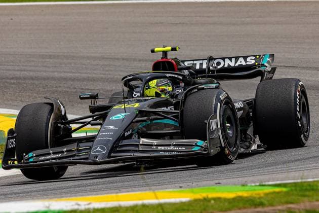 03 11 2023, Autodromo Jose Carlos Pace, Interlagos, Formula 1 Rolex Sao Paulo Grand Prix 2023 , in the picture Lewis Hamilton GBR , Mercedes AMG Petronas F1 Team Interlagos Autodromo Jose Carlos Pace Brazil  eu-images-506