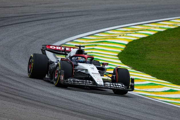 03 RICCIARDO Daniel (aus), Scuderia AlphaTauri AT04, action during the 2023 Formula 1 Rolex Grande Premio de Sao Paulo, 20th round of the 2023 Formula One World Championship, WM, Weltmeisterschaft from November 3 to 5, 2023 on the Autodromo JosÃ Carlos Pace, in Sao Paulo, Brazil - F1 - SAO PAULO GRAND PRIX 2023 DPPI Panoramic  00123044_G0OD9659