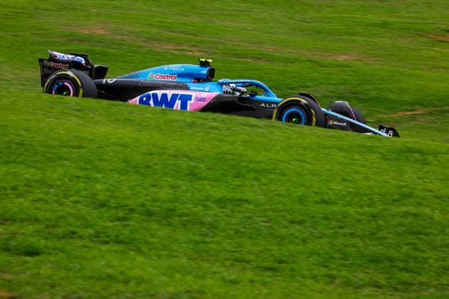 10 GASLY Pierre (fra), Alpine F1 Team A523, action uring the 2023 Formula 1 Rolex Grande Premio de Sao Paulo, 20th round of the 2023 Formula One World Championship, WM, Weltmeisterschaft from November 3 to 5, 2023 on the Autodromo JosÃ Carlos Pace, in Sao Paulo, Brazil - F1 - SAO PAULO GRAND PRIX 2023 DPPI Panoramic  00123044_G0OD9752