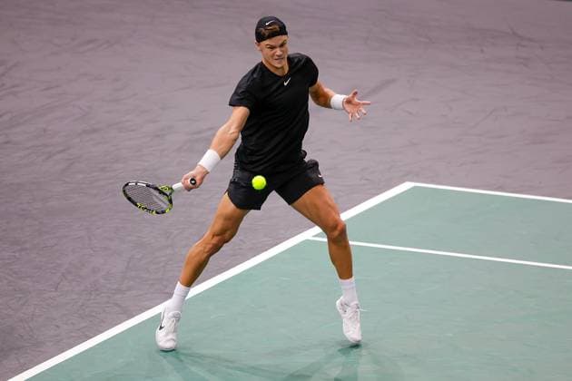 Paris, 03 11 2023 Tennis Rolex Paris Masters 2023, Novak Djokovic Holger Rune v l , Holger Rune plays a forehand Copyright: AntonioxBorga